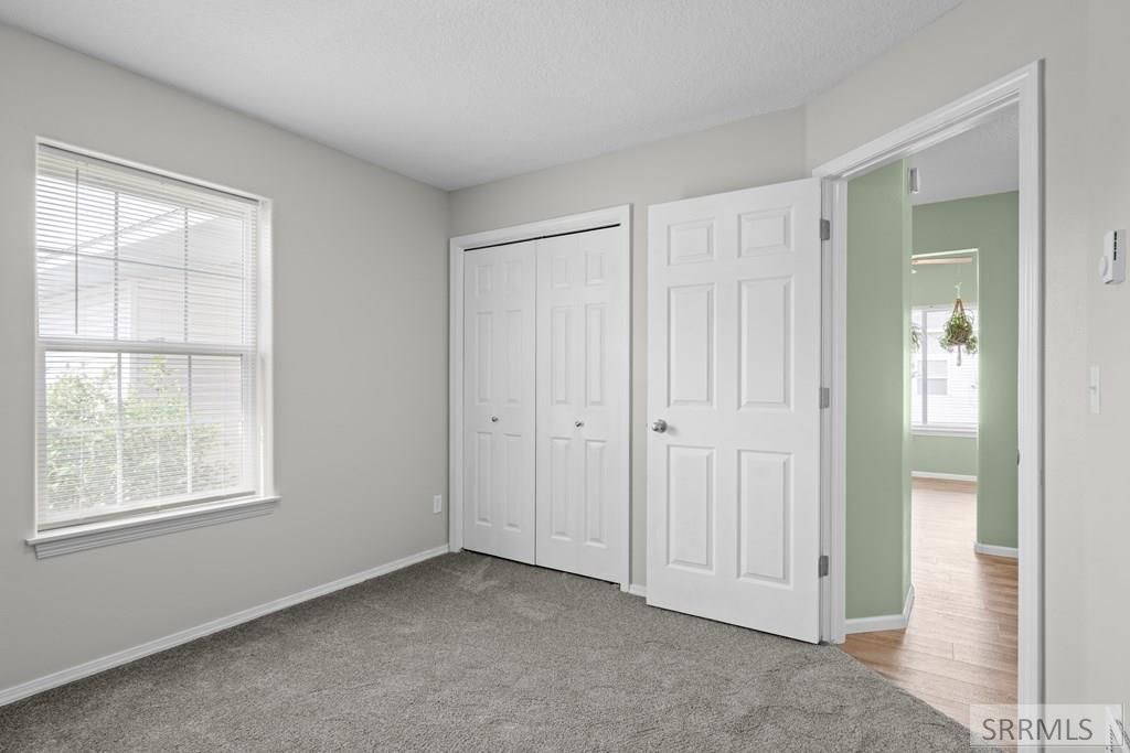 Image 31 of property listing at 2851 E Chasewood Drive, Ammon, ID 83406