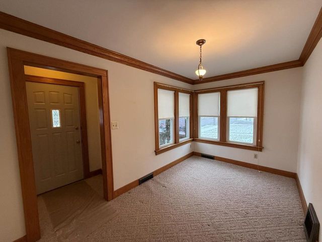 124 E RANDALL STREET, Shawano, WI 54166