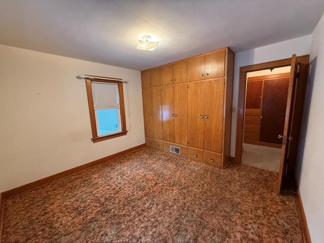 124 E RANDALL STREET, Shawano, WI 54166