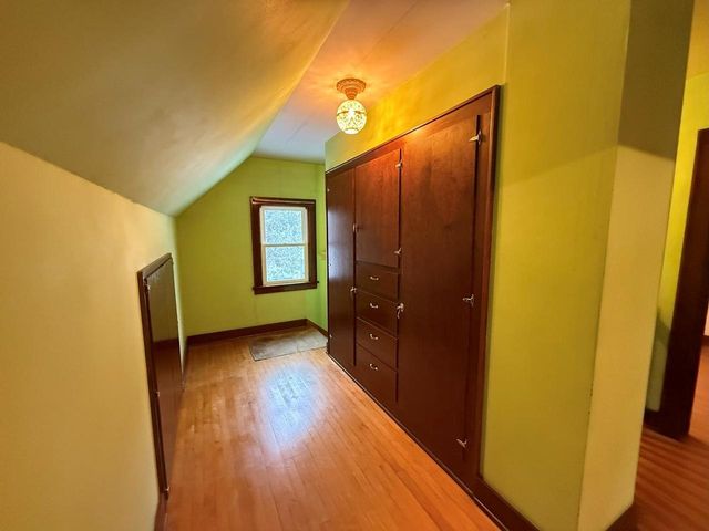 124 E RANDALL STREET, Shawano, WI 54166