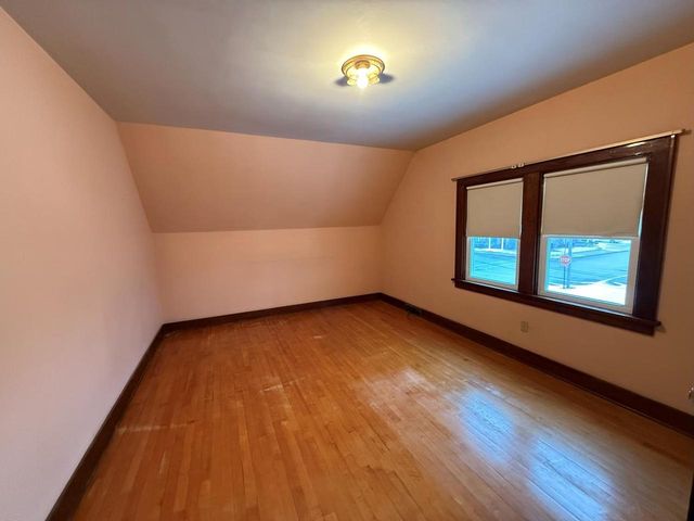 124 E RANDALL STREET, Shawano, WI 54166