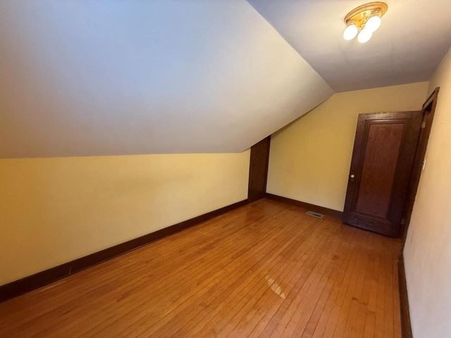 124 E RANDALL STREET, Shawano, WI 54166