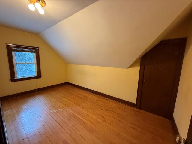 124 E RANDALL STREET, Shawano, WI 54166