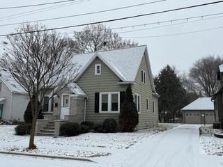 124 E RANDALL STREET, Shawano, WI 54166