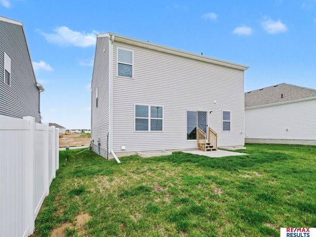 20513 Swallowtail Street, Gretna, NE 68028
