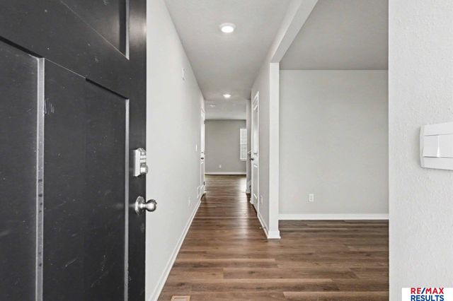 20513 Swallowtail Street, Gretna, NE 68028