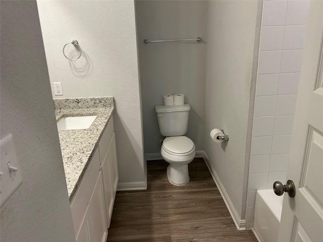 118 Two Bits LN, Elgin, TX 78621