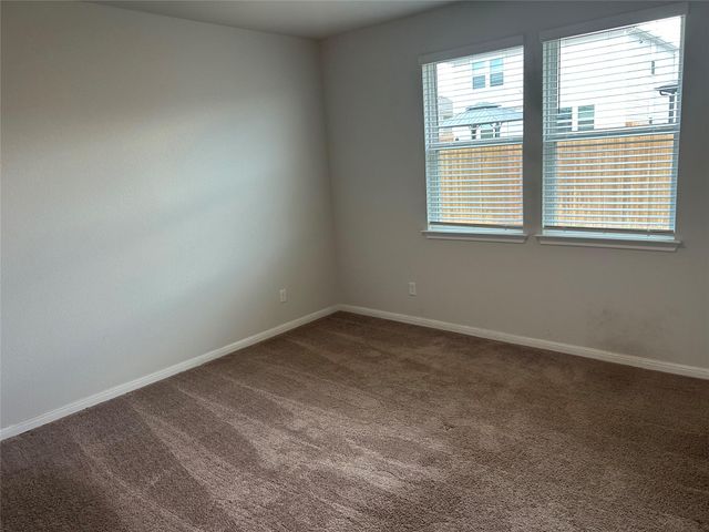 118 Two Bits LN, Elgin, TX 78621