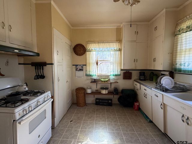 507 Neches, Jacksonville, TX 75766