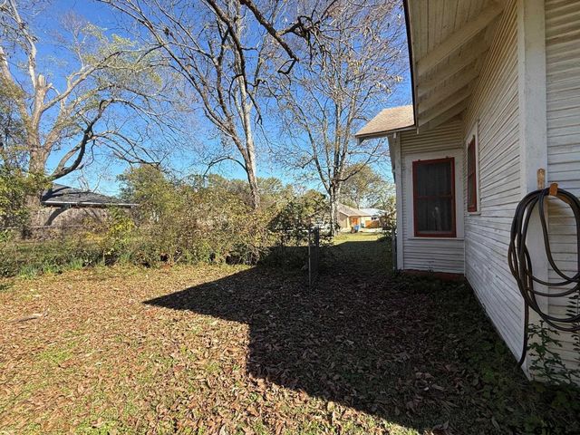 507 Neches, Jacksonville, TX 75766