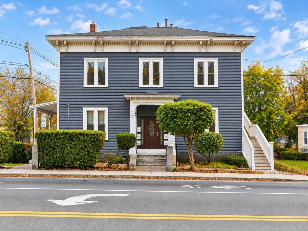 73 Nesmith St 4, Lowell, MA 01852