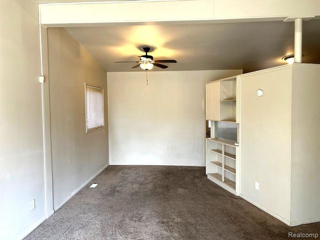 14500 Northfield Boulevard, Oak Park, MI 48237