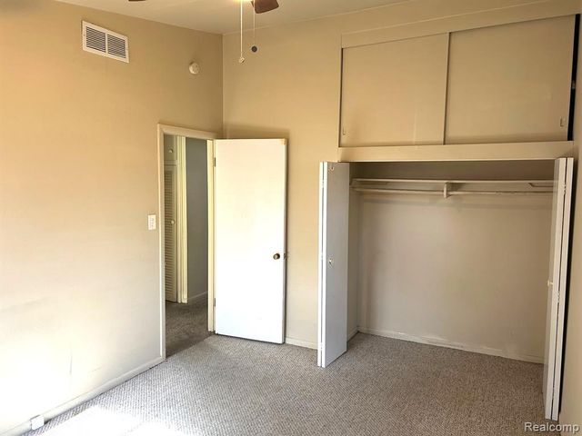 14500 Northfield Boulevard, Oak Park, MI 48237