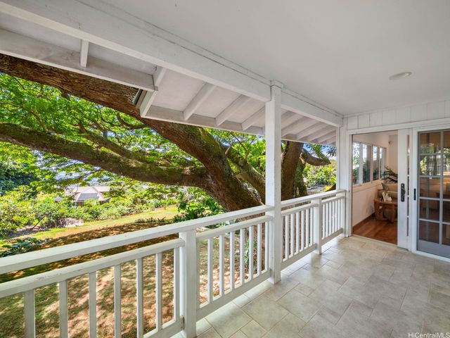 99-24 Lohea Place, Aiea, HI 96701