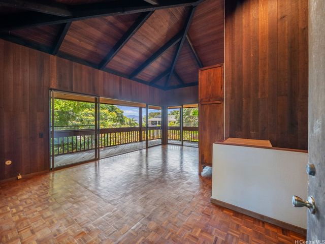 99-24 Lohea Place, Aiea, HI 96701