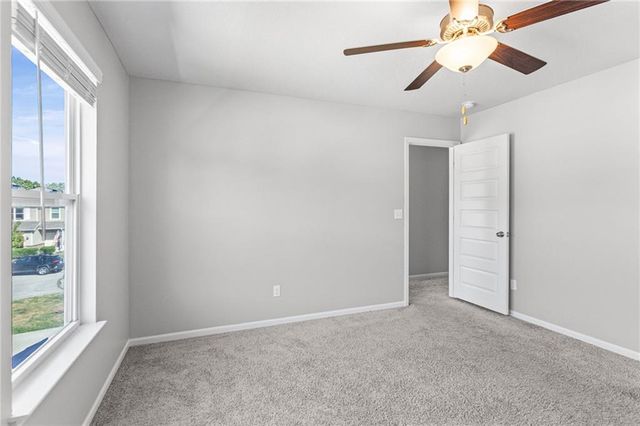 21317 W 215th Street, Spring Hill, KS 66083