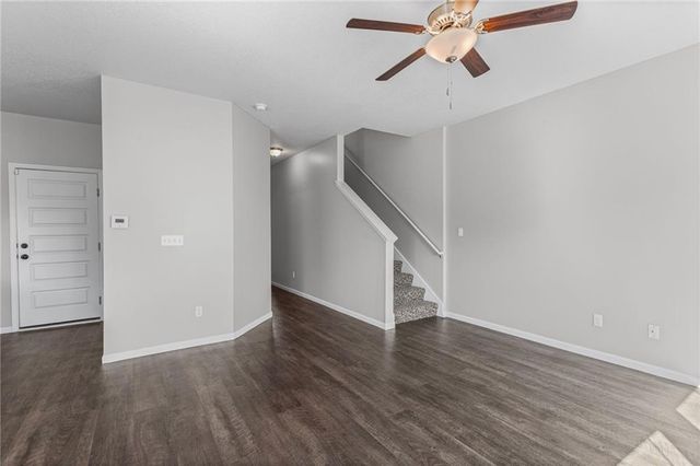 21317 W 215th Street, Spring Hill, KS 66083