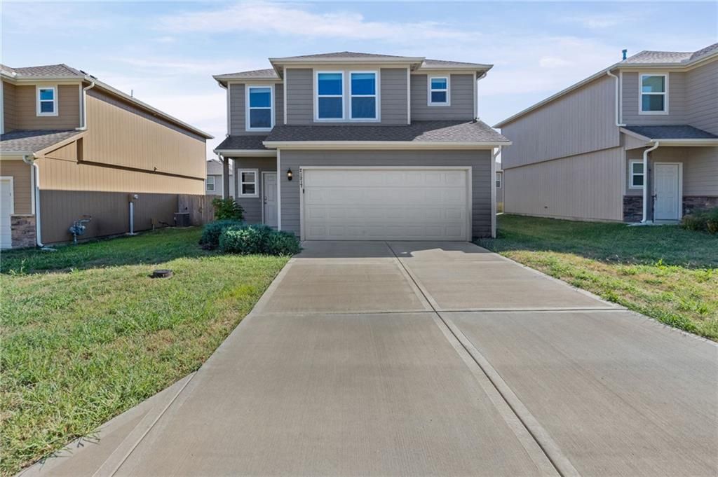 21317 W 215th Street, Spring Hill, KS 66083