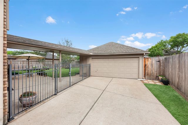 4531 Bermuda Drive, Sugar Land, TX 77479