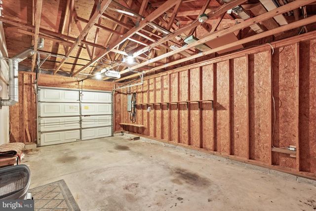 285 DRUMMER DR, New Oxford, PA 17350