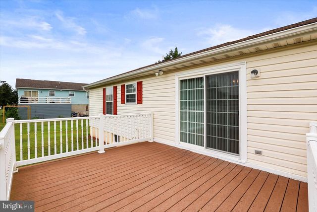285 DRUMMER DR, New Oxford, PA 17350