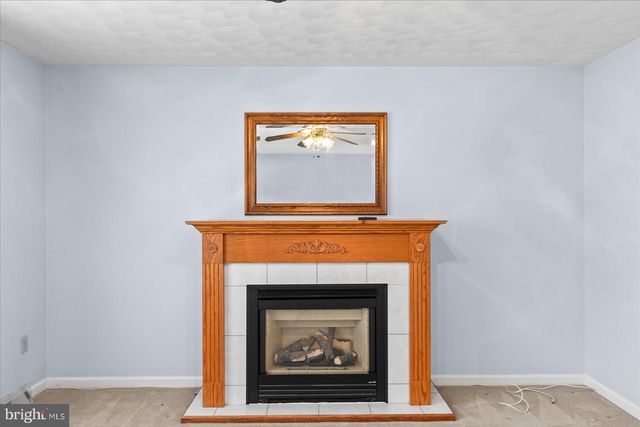 285 DRUMMER DR, New Oxford, PA 17350