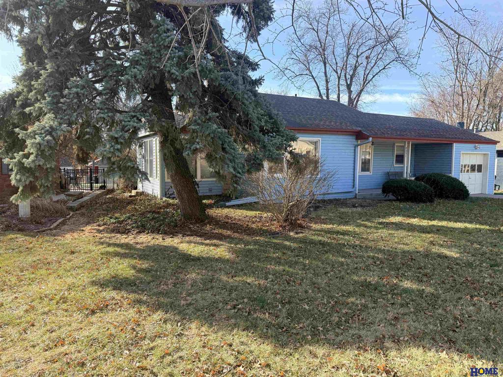 4251 Everett Street, Lincoln, NE 68506