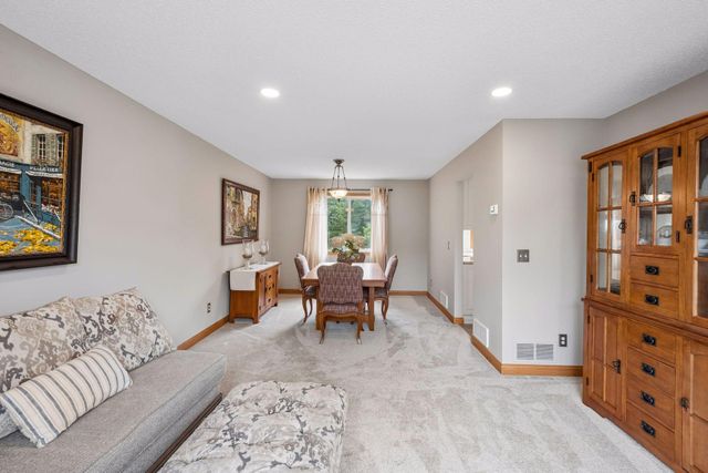 4205 Walnut Road, Saint Bonifacius, MN 55375