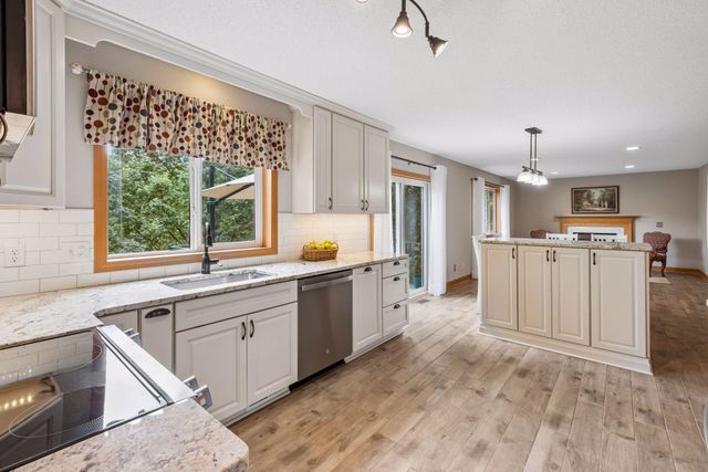 4205 Walnut Road, Saint Bonifacius, MN 55375
