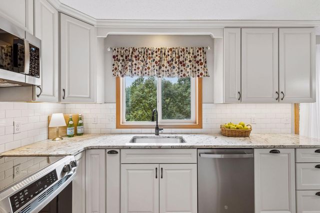 4205 Walnut Road, Saint Bonifacius, MN 55375