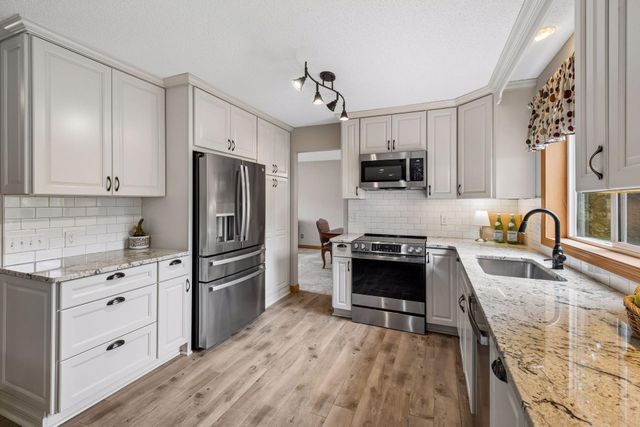 4205 Walnut Road, Saint Bonifacius, MN 55375