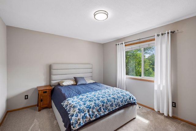 4205 Walnut Road, Saint Bonifacius, MN 55375