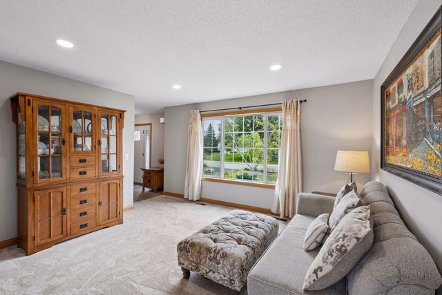 4205 Walnut Road, Saint Bonifacius, MN 55375