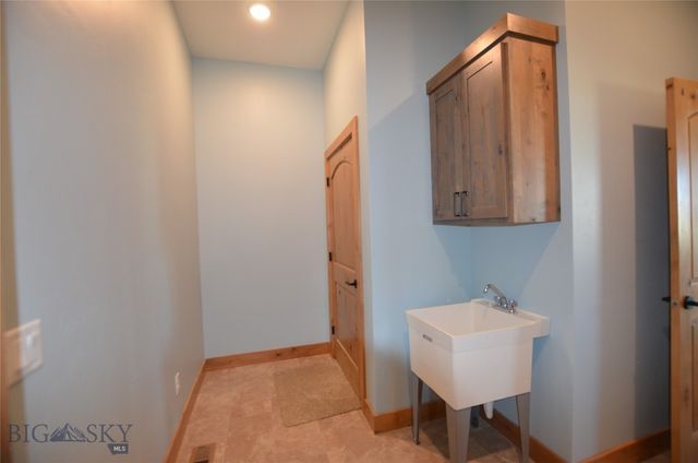 430 Ten Peaks Drive, Dillon, MT 59725