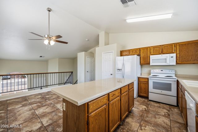 5190 W Saragosa Street, Chandler, AZ 85226