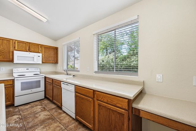 5190 W Saragosa Street, Chandler, AZ 85226