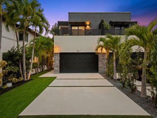 811 SW 10th St, Fort Lauderdale, FL 33315