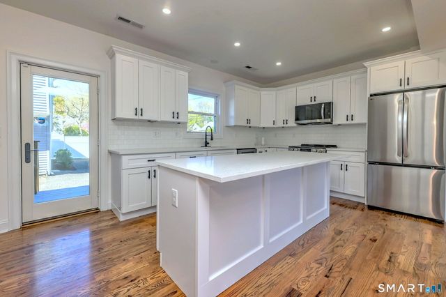 68 Morris Street, Hamden, CT 06517