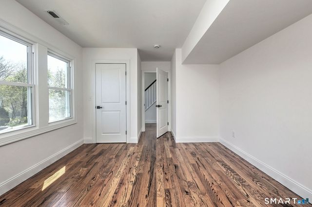 68 Morris Street, Hamden, CT 06517