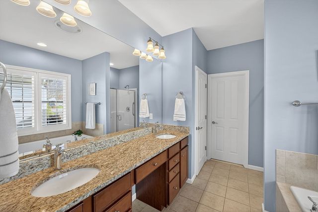 22 Weathervane, Plymouth, MA 02360