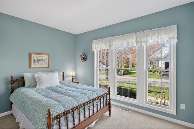 22 Weathervane, Plymouth, MA 02360