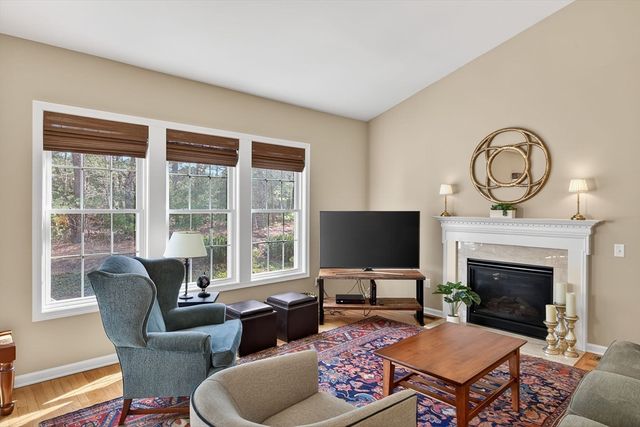 22 Weathervane, Plymouth, MA 02360