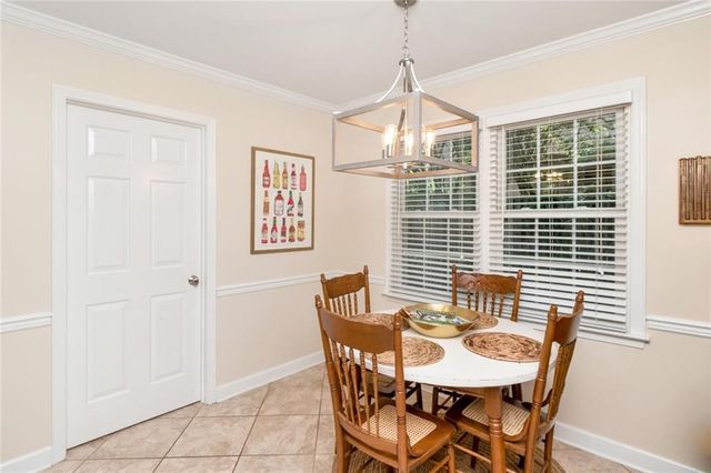 6221 Burntwood Drive N, Mobile, AL 36609
