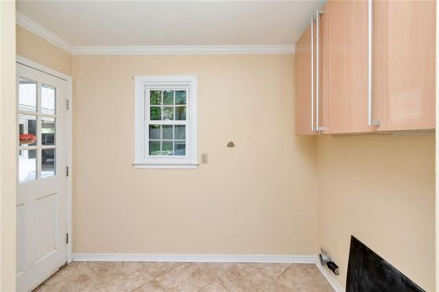 6221 Burntwood Drive N, Mobile, AL 36609