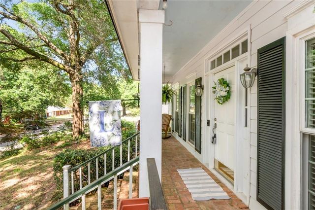 6221 Burntwood Drive N, Mobile, AL 36609