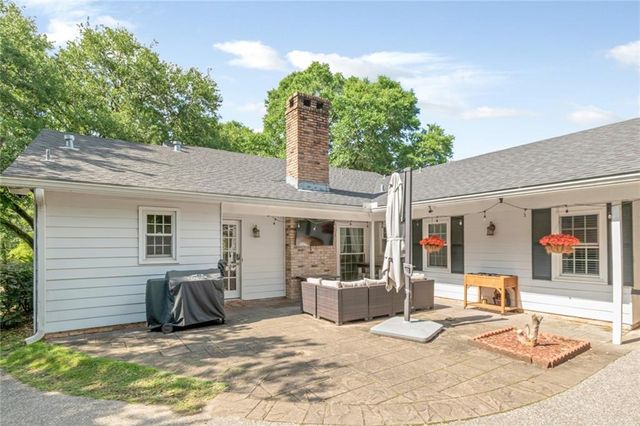 6221 Burntwood Drive N, Mobile, AL 36609