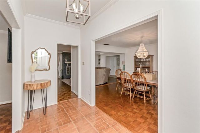 6221 Burntwood Drive N, Mobile, AL 36609