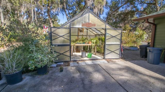243 HERMAN DRIVE, Hawthorne, FL 32640