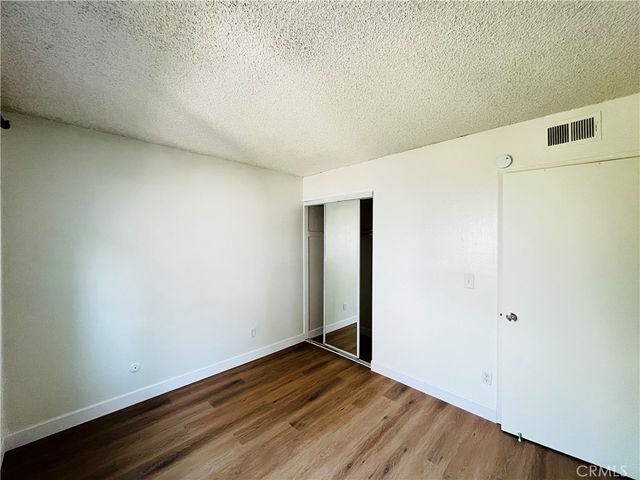 2521 Sunflower R1, Santa Ana, CA 92704