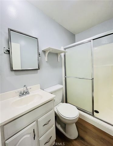 2521 Sunflower R1, Santa Ana, CA 92704